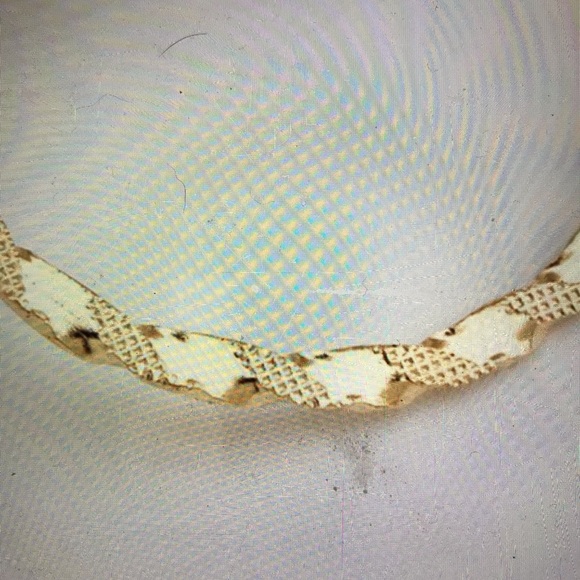 BN Exaggerated Ruili Gold Hoop Earrings - Picture 3 of 6